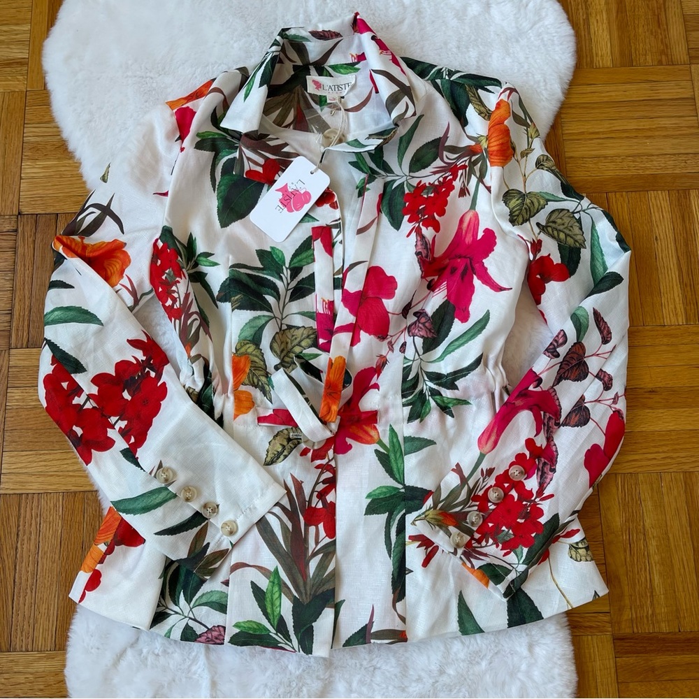 L’ATISTE set  Tropicana White Floral Print blazer and shorts - Picture 11 of 16